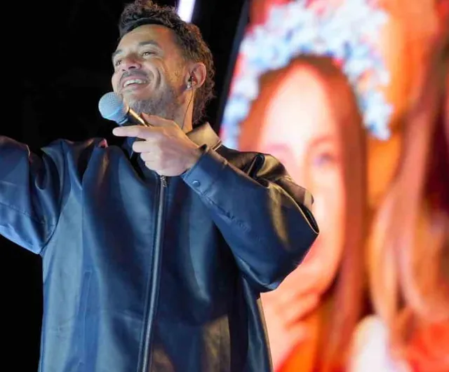 Erzurum'da Buray rüzgarı festival akşamına şarkılarla renk kattı