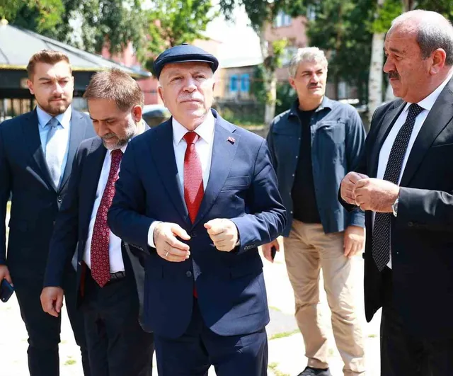 Erzurum'da cami çevresi yenileniyor: tarih ve maneviyat ön planda
