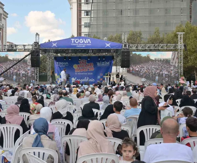 Esenyurt'ta eğitim atağı: yeni okullar ve okul suyu projesiyle gençlere yatırım