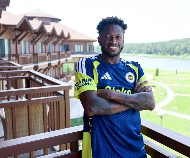 Fenerbahçe'de kadro değişimi: Fred karşılıklı fesihle ayrıldı