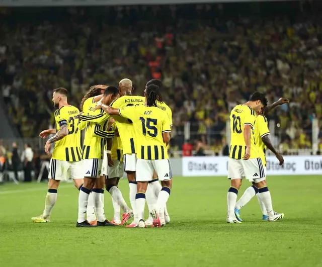 Fenerbahçe rövanş öncesi avantajı aldı