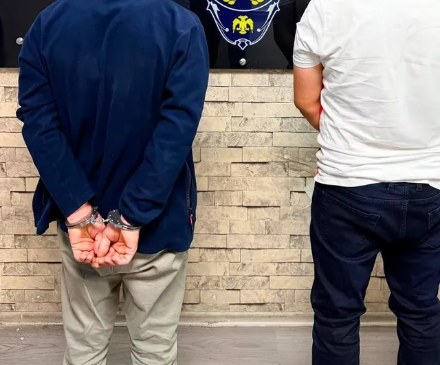 Gaziantep'te baskında 10 ruhsatsız silah ve uyuşturucu ele geçirildi