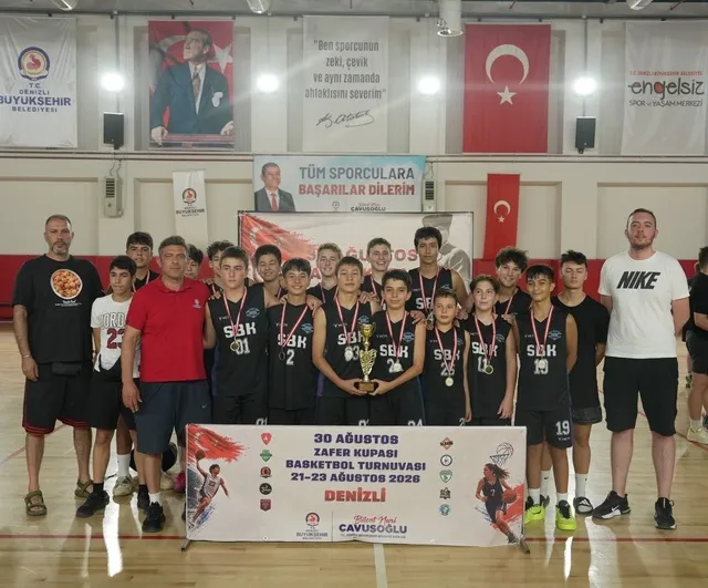 Gençler zafer kupası için Denizli’de buluştu