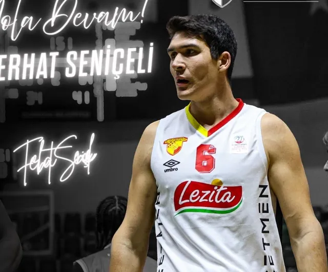 Göztepe genç pivot Ferhat Seniçeli ile sözleşmesini uzattı