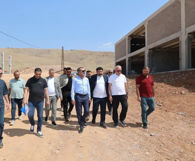 Güneykent'te mobilya üretimine yeni alan: 80 dönümlük site yüzde 70'te