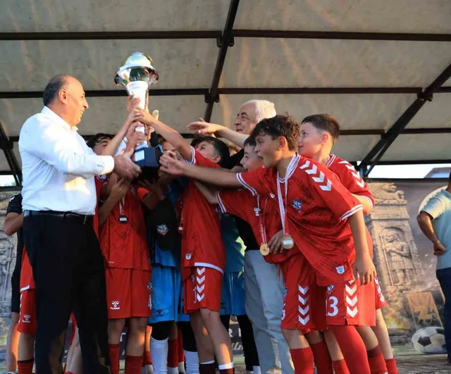Hitit Cup'ta genç yeteneklerin rekabeti sona erdi: şampiyon Samsun Kadıköy Spor