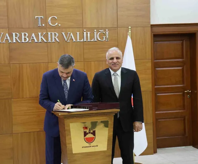 İçişleri bakanı Mustafa Çiftçi valilikte programlara başladı