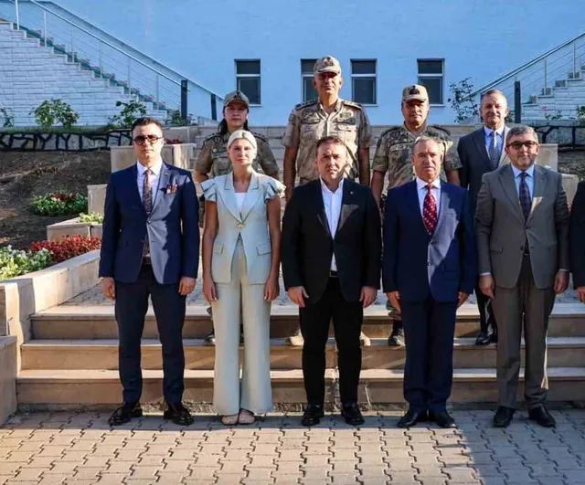 İl protokolü bir araya geldi: Tuğgeneral Yusuf Aslan’a veda