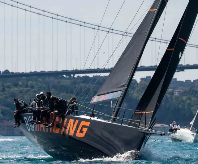 İstanbul'da rüzgârı yakalayanlar: TAYK-Eker Olympos Regatta'da kazanan ekipler ödüllerini aldı