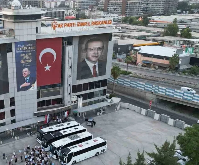İzmir’den Ankara’ya 5 bin teşkilat mensubu 25. yıl buluşmasında
