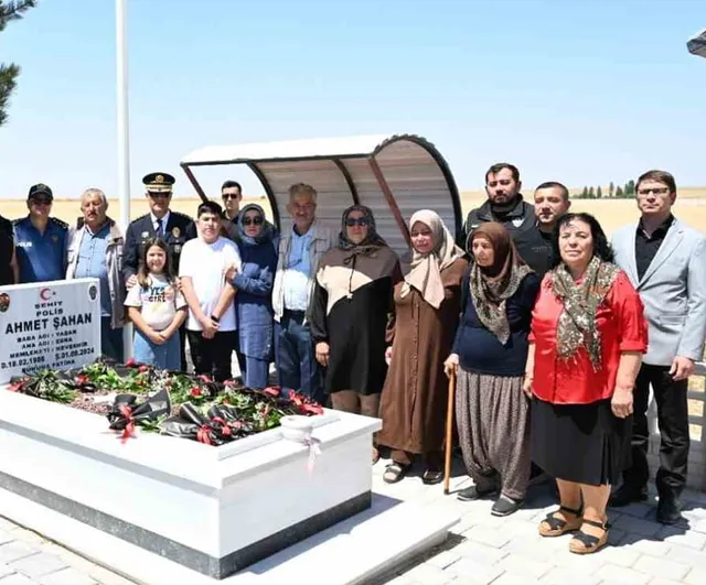 Kabri başında dualarla anıldı: polis memuru Ahmet Şahan'ın şehadetinin 2. yılı
