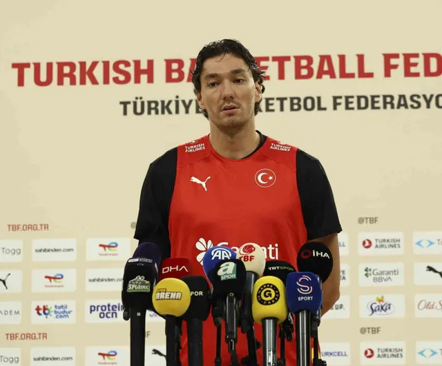 Kaptan Cedi Osman: taraftarımızın önünde zorlu Litvanya sınavı