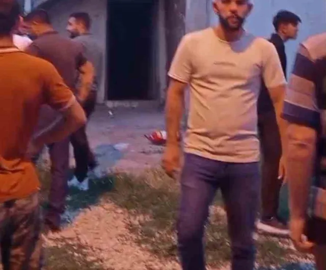 Karabük Cumayanı'nda üst katta başlayan yangın kısa sürede söndürüldü