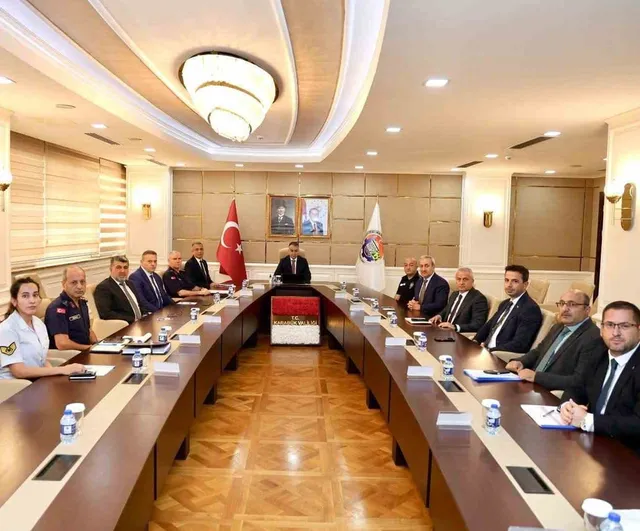 karabük'te yeni eğitim yılı öncesi okul güvenliği ve altyapı hazırlıkları hızlandı