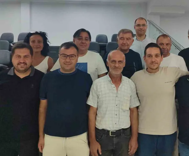Karacabey'den getirilen 6 tonluk ayçiçeği Bandırma borsasında ilk işlem oldu