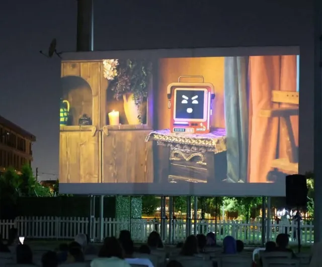 Kartepe'de yıldızların altında aile boyu film gecesi