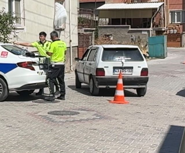 Kavşakta çarpışma: motosiklet sürücüsü yaralandı