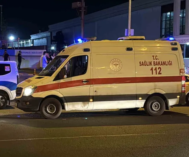 Kayapınar'da düğün salonunda arbede: 5 kişi yaralandı