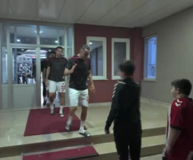 Kazayı atlattı, kulübünde destek buldu: Sivasspor'un genç ismi taburcu oldu