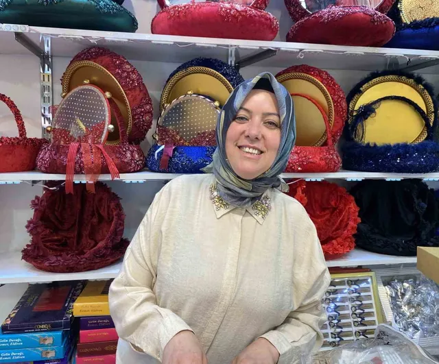 Kına sezonunda yeni tasarımlar rağbet görüyor