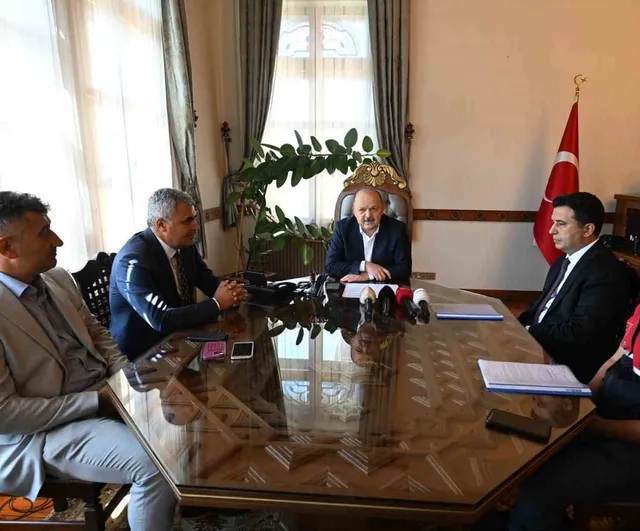 Kırsalda canlanma hedefi: küçükbaş yetiştiricilerine 2 milyon liralık kredi desteği