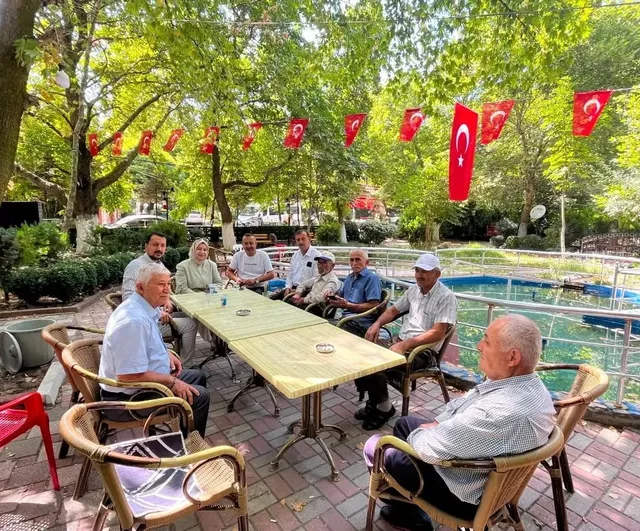 Köyde araziler ve yasa konuşuldu: toplulaştırmanın amaçları anlatıldı