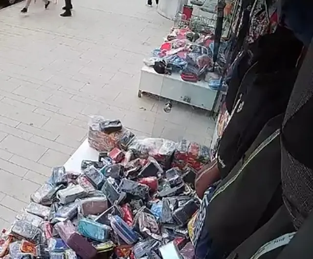 Malatya'da kaçış sırasında vatandaş müdahalesiyle durdurulan şüpheli polise teslim edildi