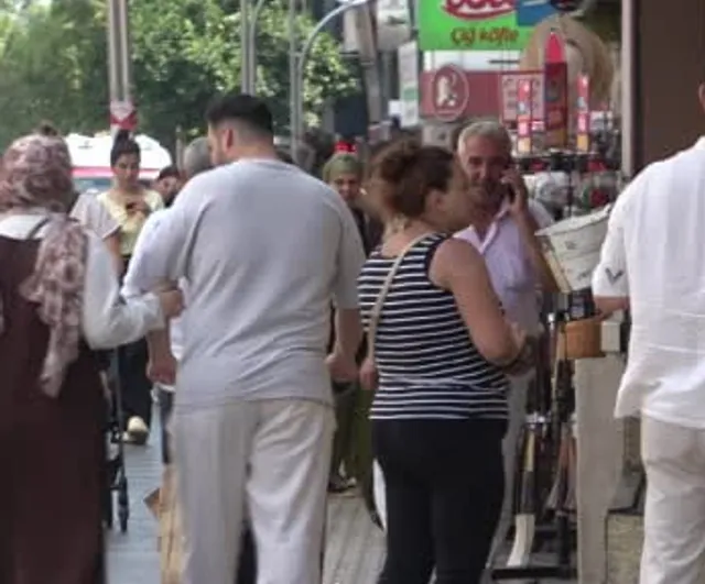Mersin'de nemli sıcak hava hayatı zorluyor