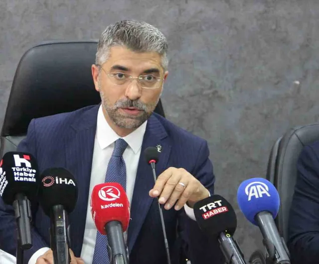 Milletle çeyrek asır: Erzurum'dan AK Parti'nin 25 yıllık hizmet ve hedefleri