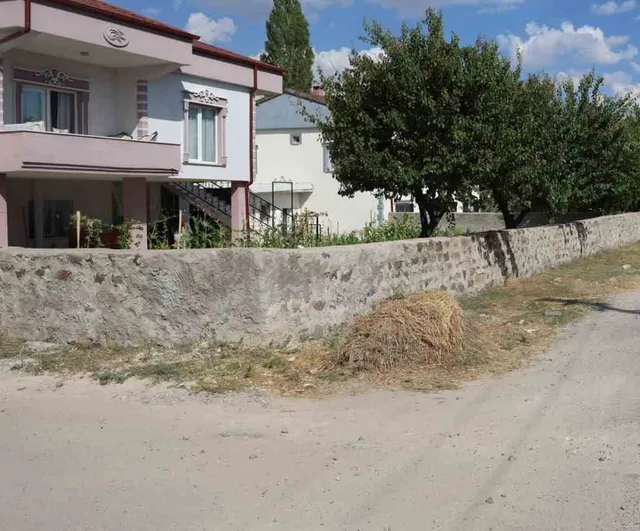 nevşehir acuğöl'de tatilde kaybolan 18 yaşındaki genç için arama sürüyor