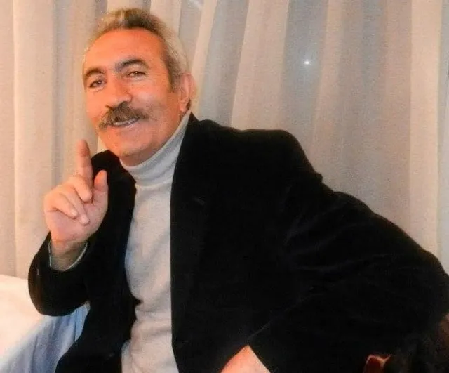 Öğretmenin hafızasından küçük dersler: Nevzat Torun'un Anılardan Kareler'i