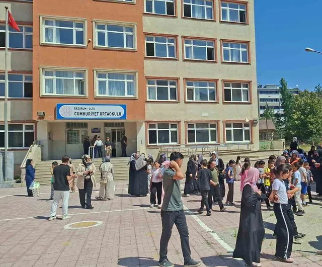 Oltu'da 550 öğrenci yaz Kur'an kursunda bilgilerini sınadı