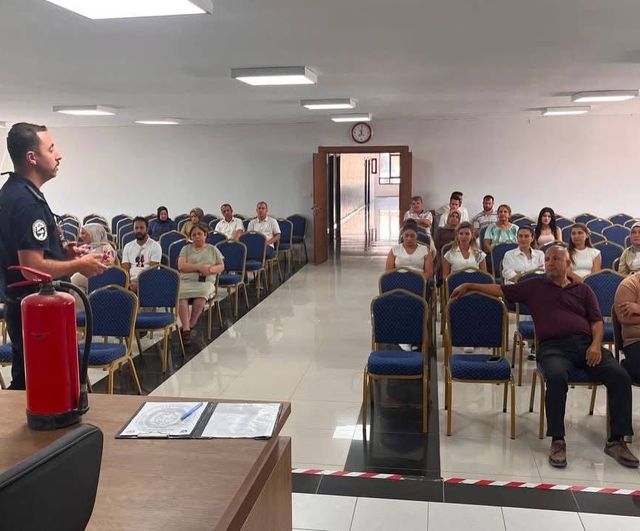 Personel, Hatay'da uygulamalı yangın eğitiminde hazırlandı