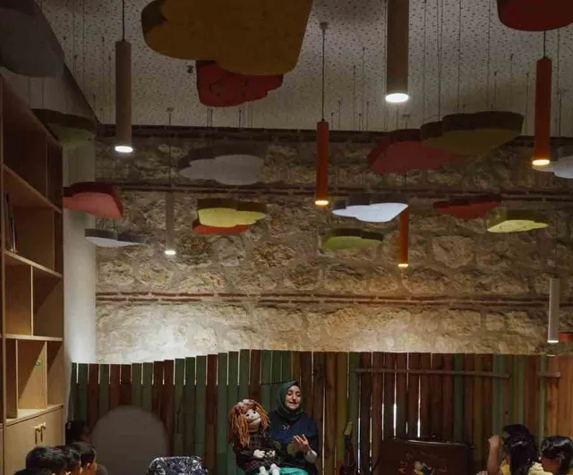 Rami'de kitaplardan bir şehir kuruldu: 650 bin kişiyle sona eren çocuk ve sanat bienali