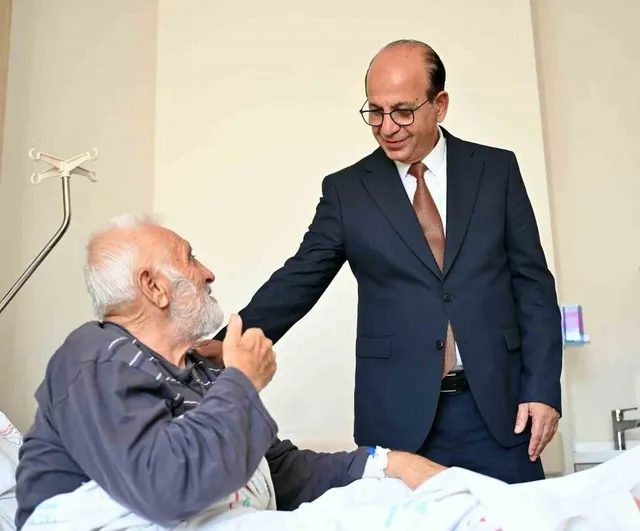 Sağlıkla kavuşalım projesi start aldı: Yeşilyurt hastaları yalnız bırakmıyor