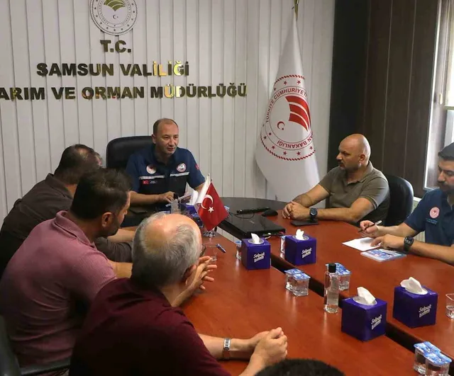 Samsun'da balıkçılara av sezonu öncesi kapsamlı bilgilendirme