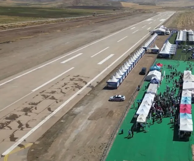 Siirt havalimanında gençlerin mücadelesi: savaşan İHA heyecanı sürüyor