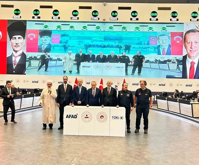 Sındırgı’da yeni konutların kura heyecanı: 305 daire ve 1 iş yeri sahibini buldu