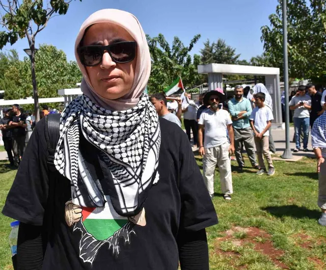 Siverek’te Filistin konvoyu coşkuyla karşılandı