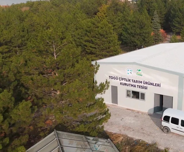 TOGÜ'nün güneş enerjili kurutma tesisi uygulamalı eğitimle bölgeye katma değer sağlıyor