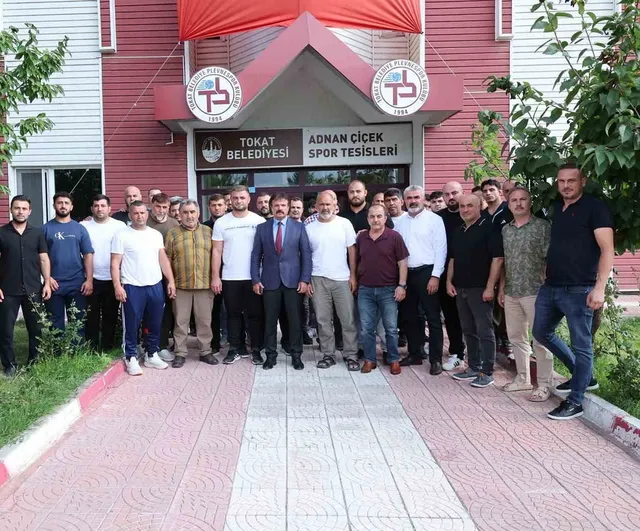 Tokat Belediye Spor'a katılan başpehlivan Serhat Elvan, saldırı sonrası ringe dönüyor