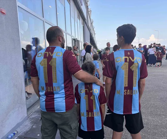 Trabzon'da Muhammed Salah coşkusu formaya ilgiyi artırdı