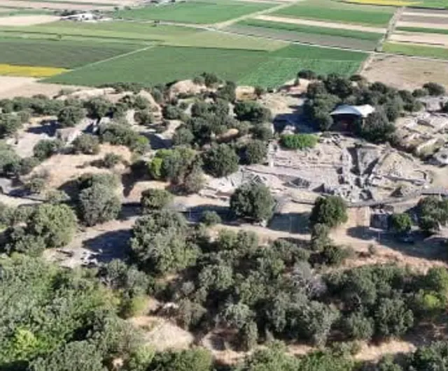 Troya'da kazılar derinleşiyor: agoranın güneyinde savaş izleri aranıyor
