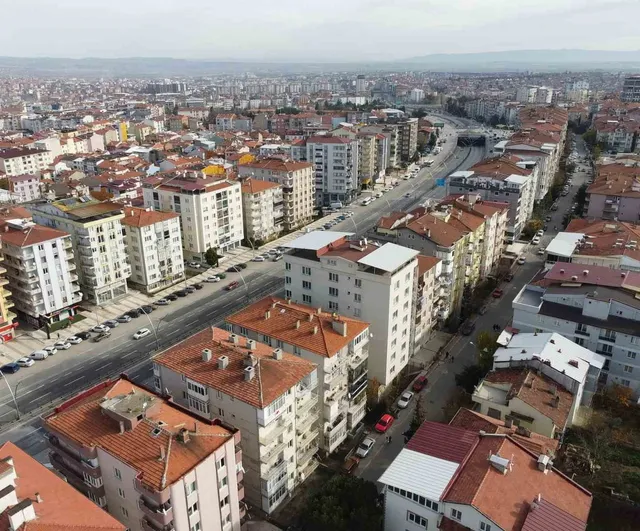Uşak'ta konut piyasası temmuzda durağanlaşma sinyali verdi