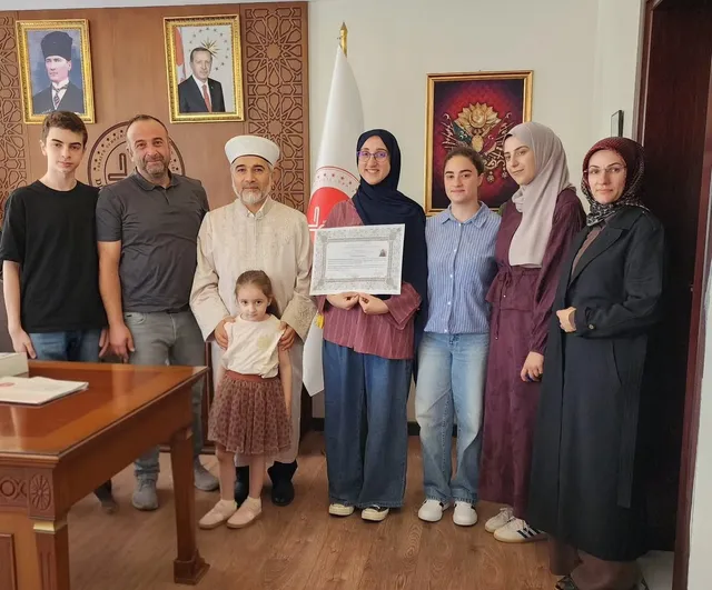 Yeni başlangıç: Annachiara Ferrara'nın İslam'ı seçme merasimi Eskişehir'de