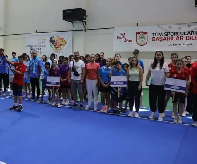 Yeni kortlarda ANALİG tenis heyecanı başladı