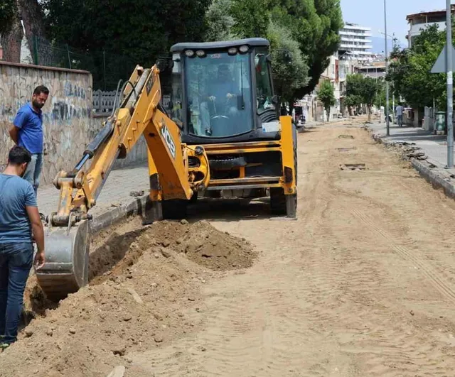 Yeni Mahalle'de 7 sokakta yol sevinci