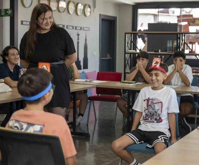 Yenişehir Mercek'te oyunla ingilizce: Hello Mersin yaz programı konuşma odaklı ilerliyor