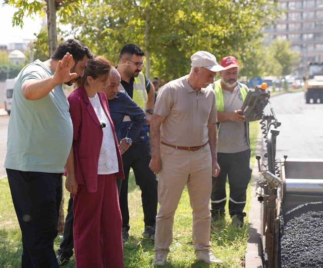 Yollar güçleniyor: Serra Bucak Talaytepe'de üstyapı çalışmalarını inceledi