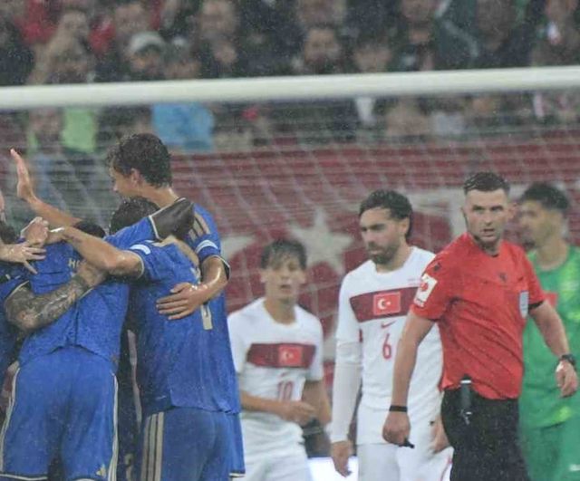 A milli takım, İtalya'ya 17. randevuda 12. kez yenildi